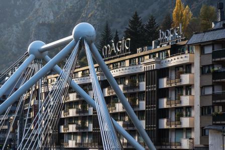 Magic Andorra Hotel. Irconniños.com