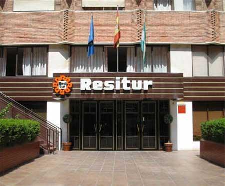 Apartahotel Resitur. Irconniños.com