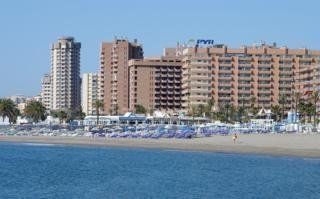 Hotel Apartamentos Pyr Fuengirola. Irconniños.com