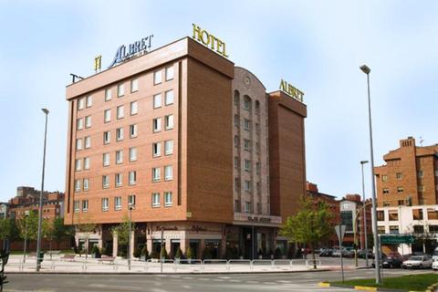 Hotel Albret. Irconniños.com