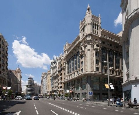 Tryp Madrid Cibeles Hotel. Irconniños.com