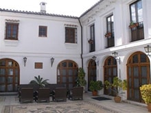 Hotel Abetos del Maestre Escuela. Irconniños.com