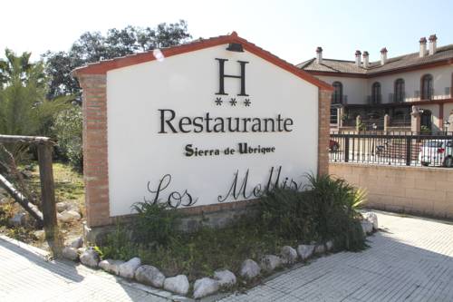 Hotel Sierra de Ubrique. Irconniños.com