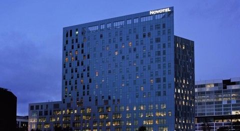 Hotel Novotel Barcelona City. Irconniños.com