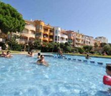 Apartamentos Comte d'Empuries. Irconniños.com