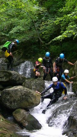 Descenso de barrancos y Escalada