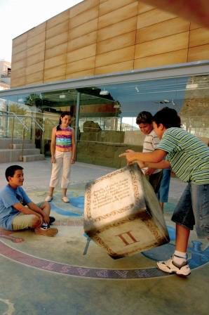 Talleres infantiles en Cartagena Puerto de Culturas. Irconniños.com