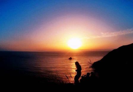 Atardecer en Finisterre. Irconniños.com