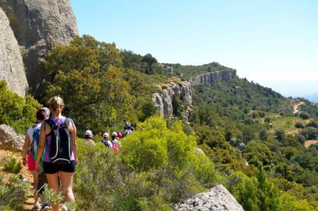 Camping & Resort Serra de Prades. Irconniños.com