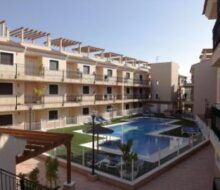 Apartamentos Turisticos Aguilas de los Collados. Irconniños.com